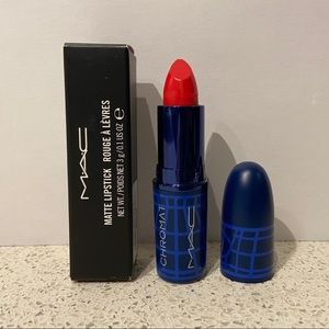 MAC Matte Lipstick in Augmented Reality